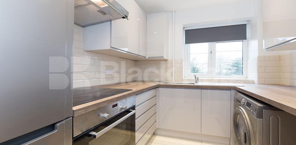 			Fantastic New Instruction!, 2 Bedroom, 1 bath, 1 reception Apartment			 Colney Hatch Lane, Muswell Hill